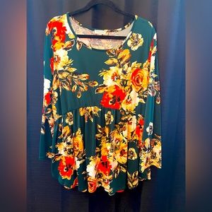 Women’s long sleeve top